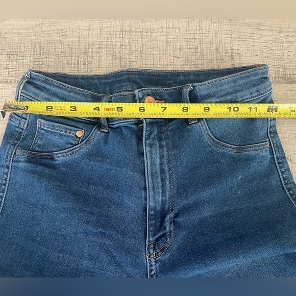 H&M Super Skinny Dark Wash High Rise Denim Jeans Size 27/30 - Picture 11 of 11